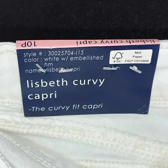 Bandolino size 10P stretch curvy white denim capris with embellished ankles NWT - Picture 14 of 15